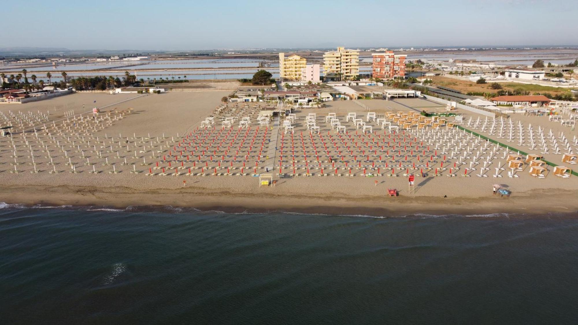Hotel Paradiso Dei Giovani Margherita Di Savoia Esterno foto